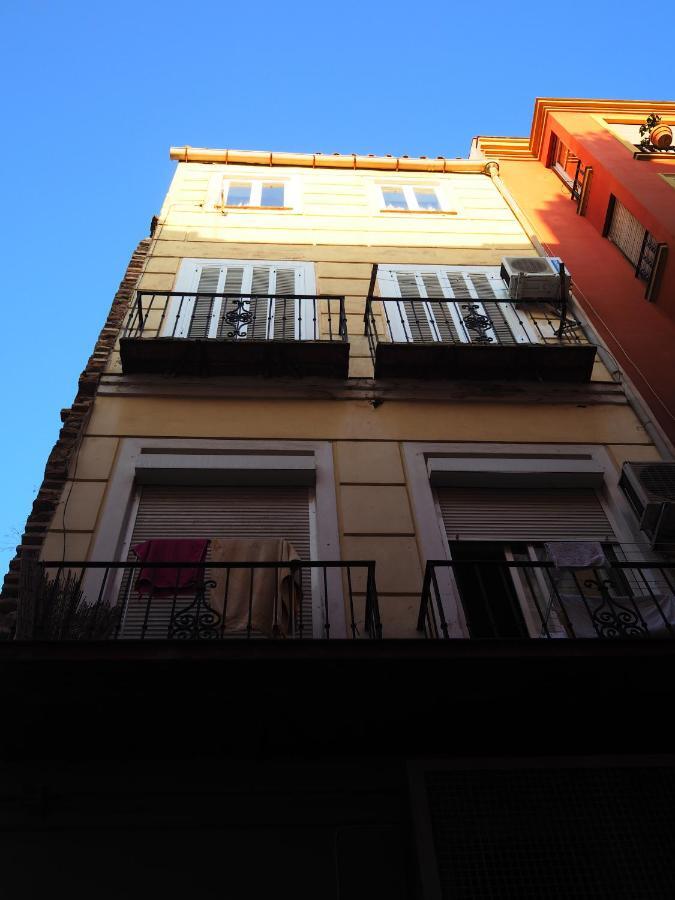 Cosy Appartment W/ Terrace In The Old City Centre Malaga Exterior photo